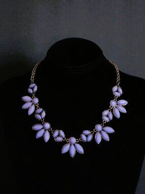 Vintage 90s Lavender Lucite Floral Statement Necklace Brass Tone 19"